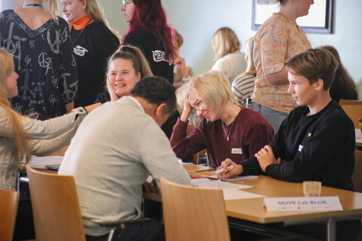  Aurora Entrepreneurialis organises events for upper secondary school students and teaching staff.
