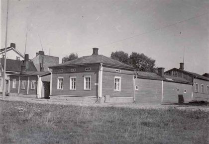 Valokuva: Tönningin talo kadun puolelta vuonna 1940.