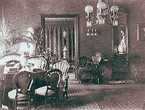 Valokuva: Kauppaneuvos Snellmanin salonki vuonna 1895.