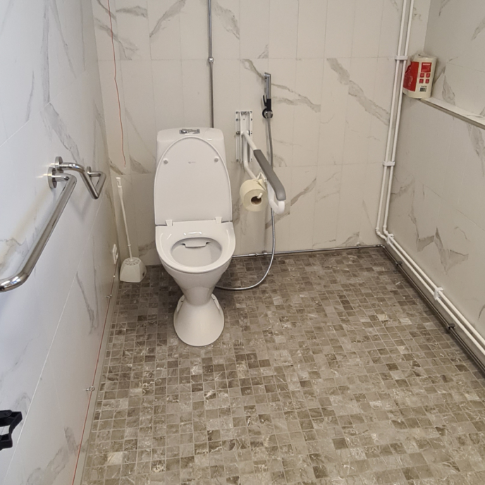 Ground floor accessible toilet